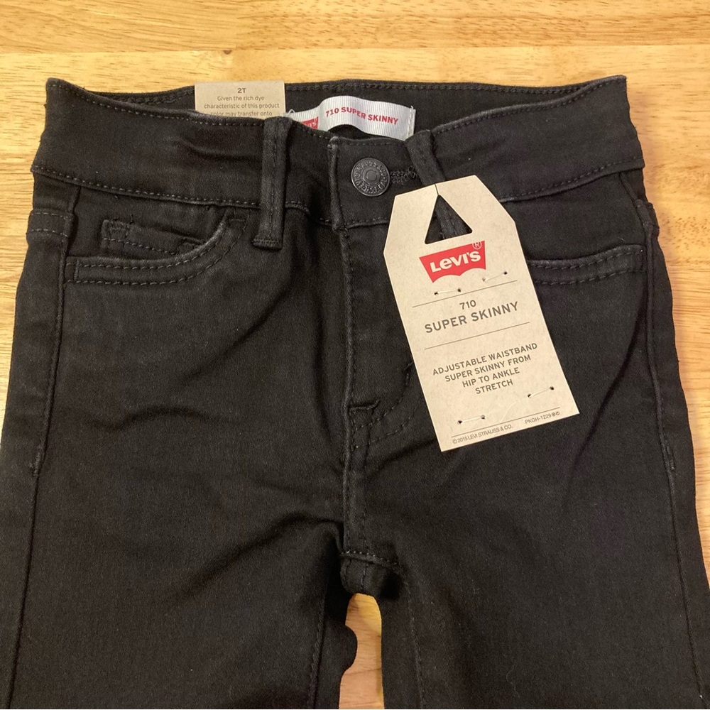Girls 2T Levi’s 710 Super Skinny Jeans Black NWT - Picture 4 of 13